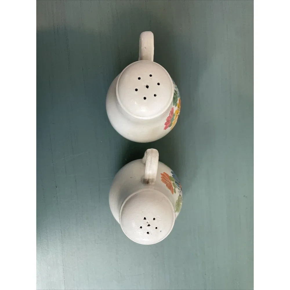 Salt And Pepper Shakers Floral‎ Hand Painted